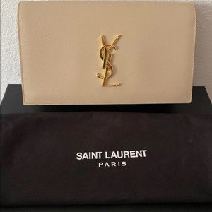Saint Laurent Nude Clutch w/gold hardware